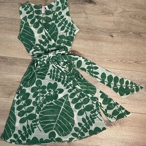Sweet Pea Green Leaf Pattern Dress